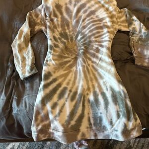 Tie-Dye Long Sleeve Sweatshirt Dress - Sage & Cream